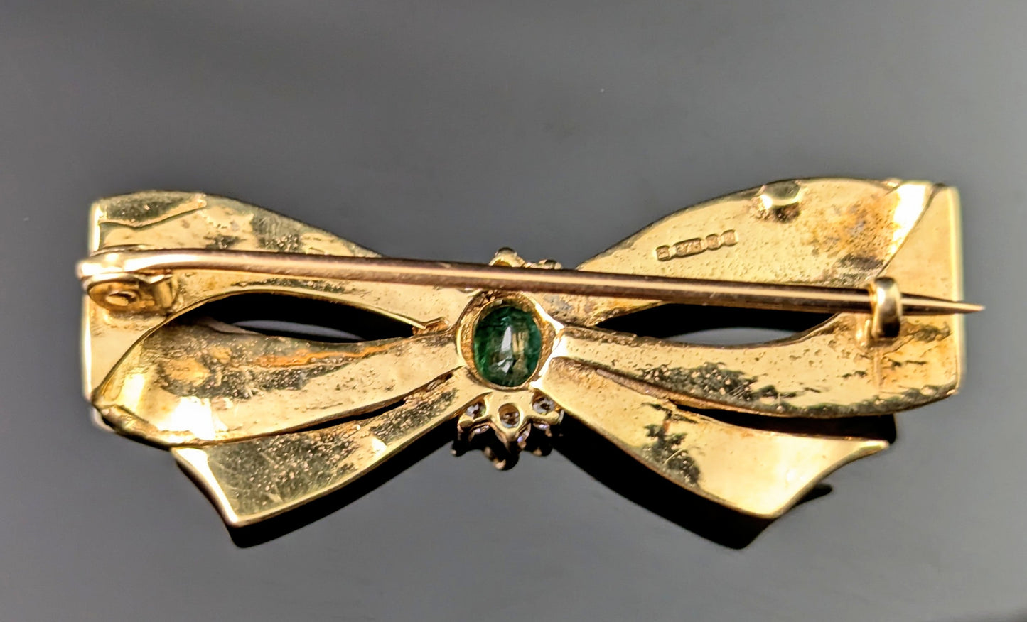 Vintage 9ct gold Emerald and Diamond bow brooch