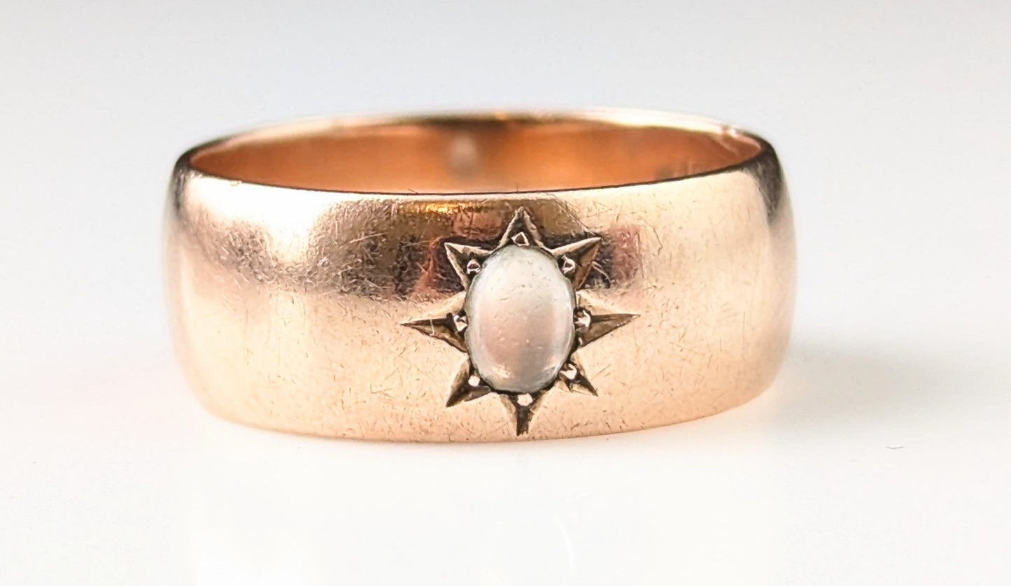 Vintage 9ct Rose gold Moonstone gypsy set band ring