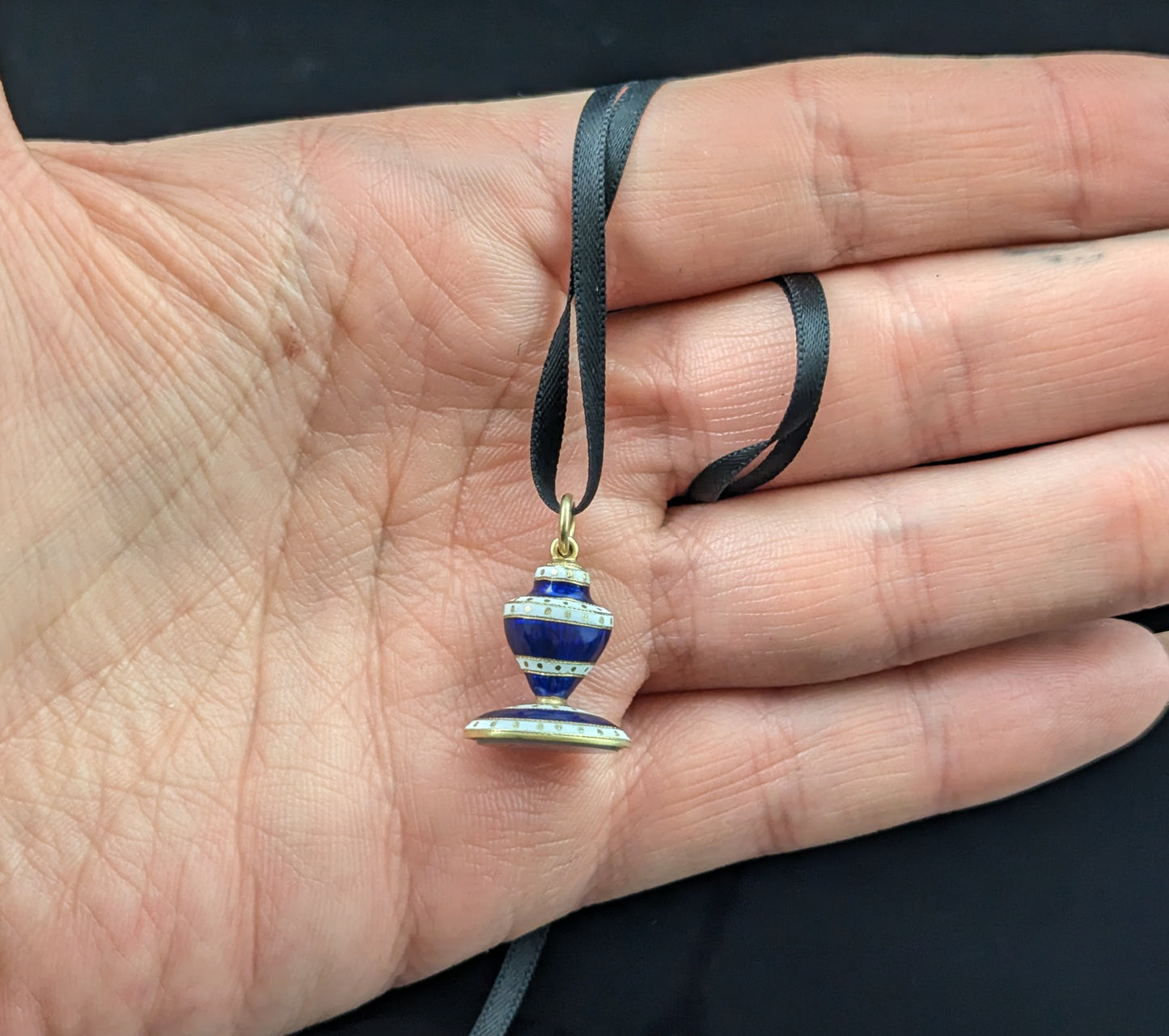 Antique Georgian seal fob pendant, Urn, Blue and white enamel