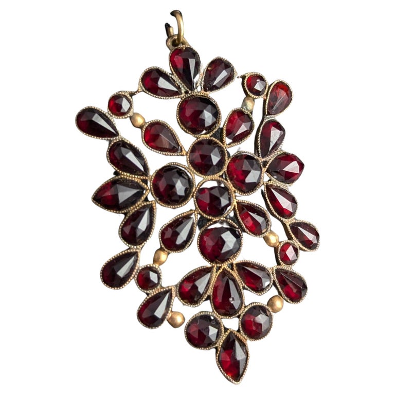 Antique Bohemian Garnet pendant, 9ct gold, Victorian