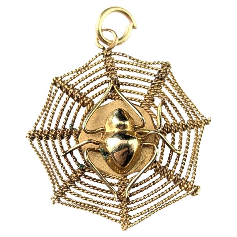 Vintage 14ct yellow gold Spider and Web pendant