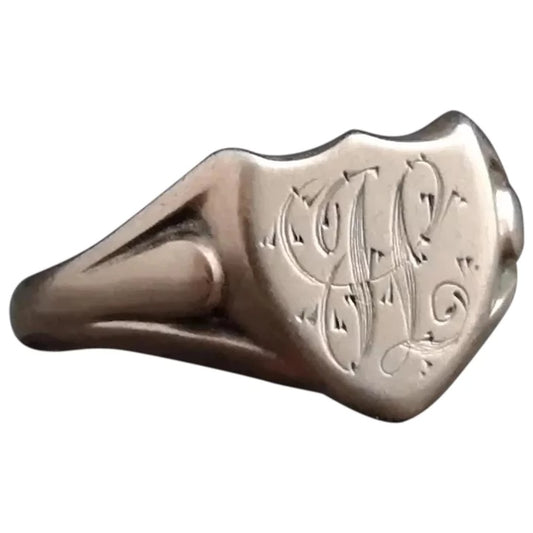 Antique 9ct Rose gold shield signet ring