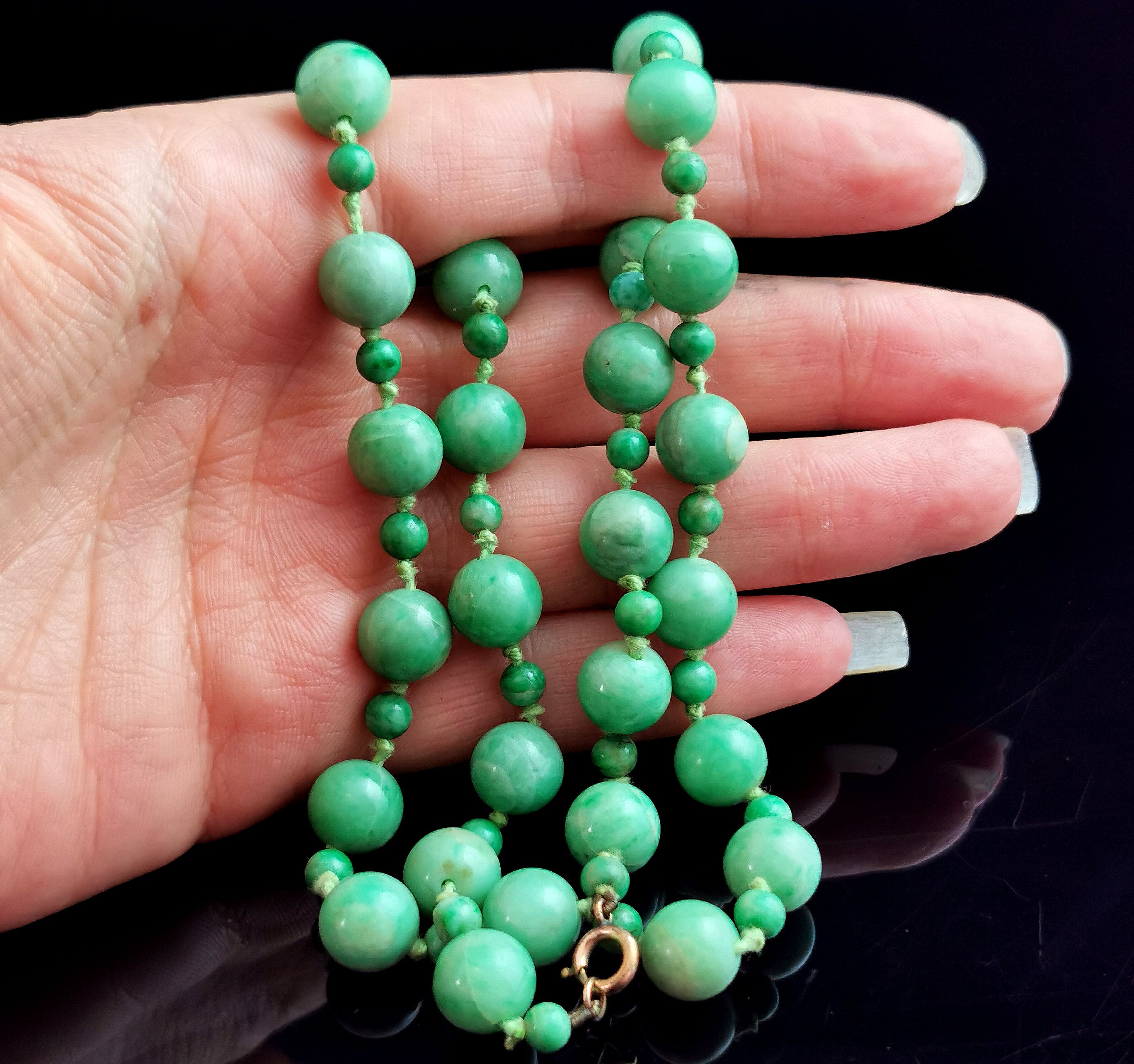 Antique jade deals bead necklace